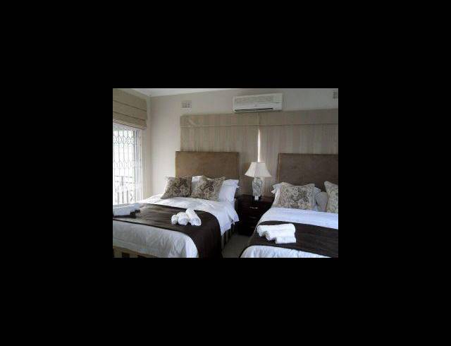 5 BEDROOM HOUSE FOR SALE IN SOMERSET PARK